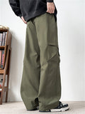 Men's Streetwear Style Loose Fit Utility Cargo Pants with Pockets