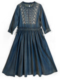 Women's Artsy O-neck Ethnic Embroidery Pockets Denim Dress