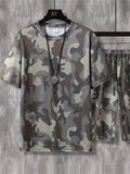 Plus Size Men's 2Pcs Summer Retro Camouflage Print Short Sleeve Outfits